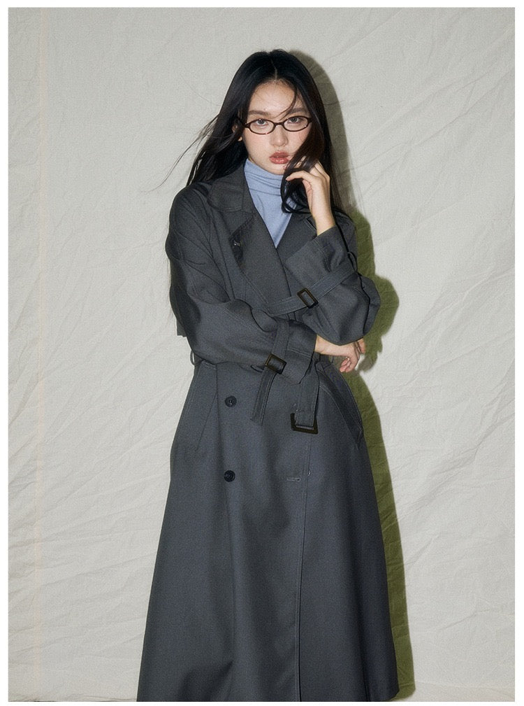 New Silhouetted gray trench coat